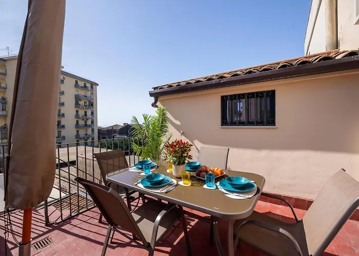 Le Dimore del Corso Acireale I - Sicily Stay, fra Catania, Taormina, il Mare e l'Etna